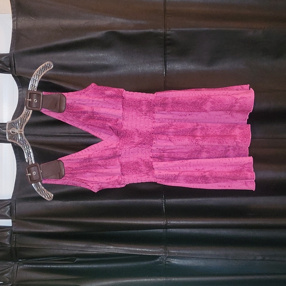 Pink v neck front and back top